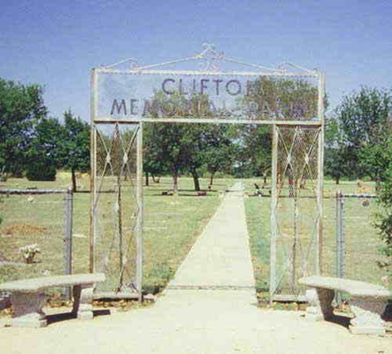Clifton Memorial Park, Bosque County, Texas